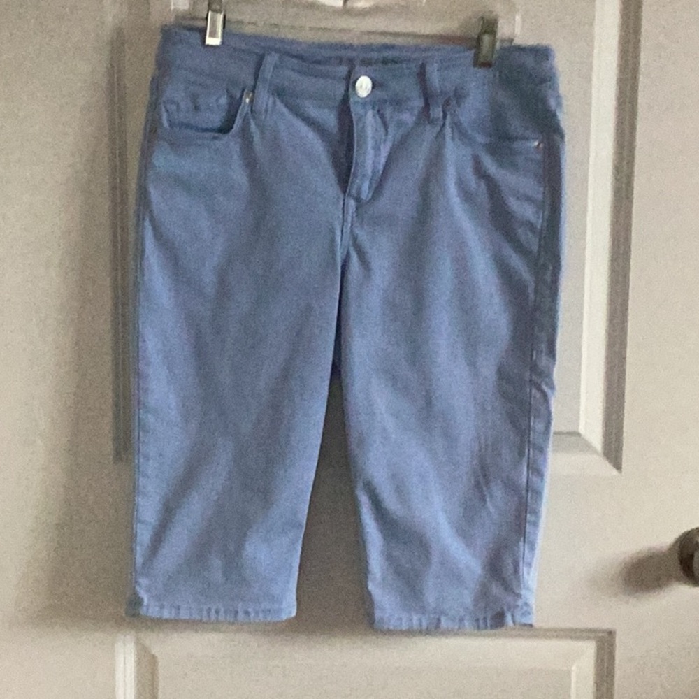 Women's Mid-Length Bermuda Shorts in Dusty Blue